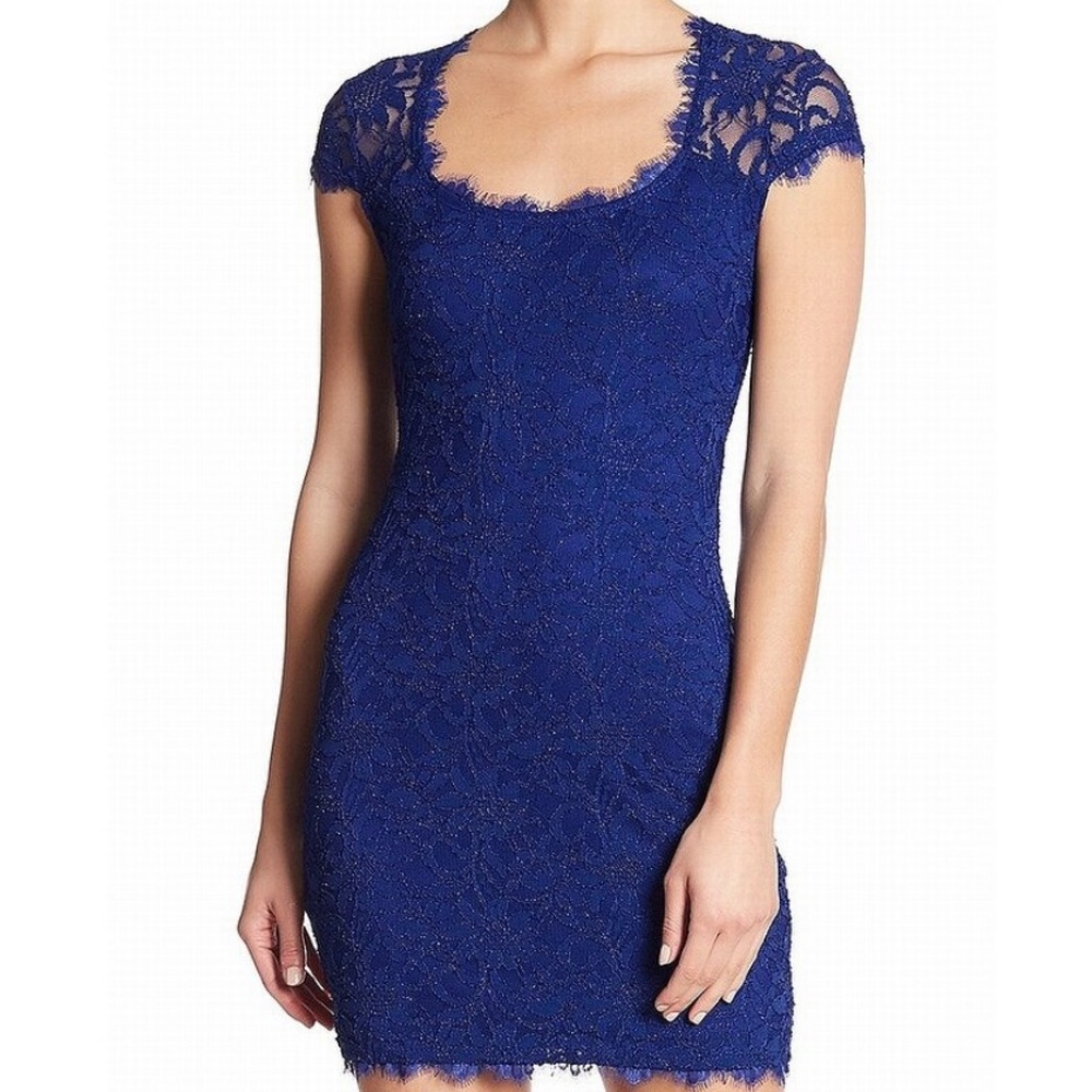 Adrianna Papell blue laced mini cocktail dress